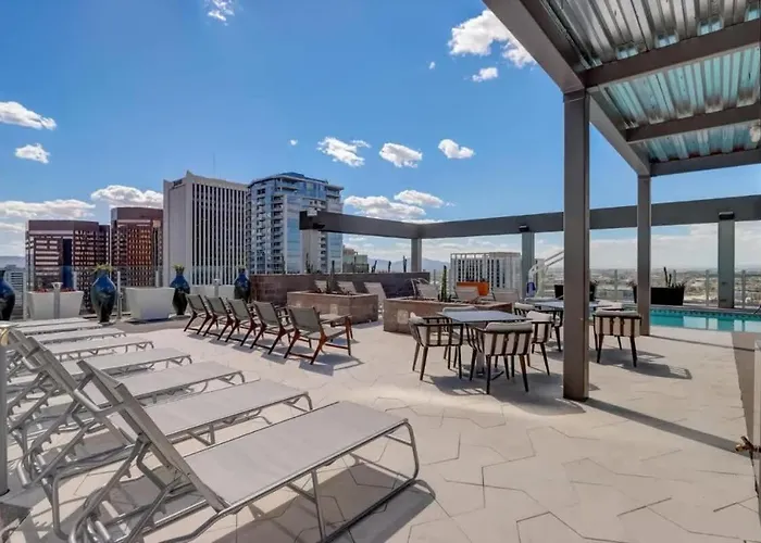 Apartamento Boulevard Highrise Stu Sky Pool Parking Gym 17 *